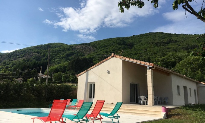 Thueyts Villa | Tranquil Villa in Thueyts