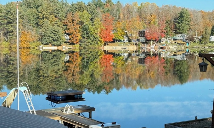 Bath House | Tranquil waterfront retreat 3-bedroom house with WiFi in charming Bath NY