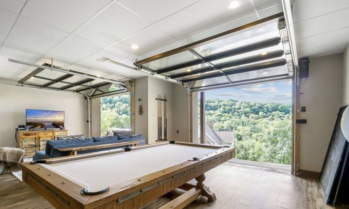 Smithville House | Tranquil Waters Retreat: Hot Tub & Scenic Views