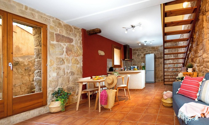 Lledo Cottage | Tranquility and hiking in the Matarraña