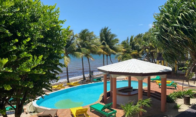 Placencia Resort | Tranquility Beach Suites