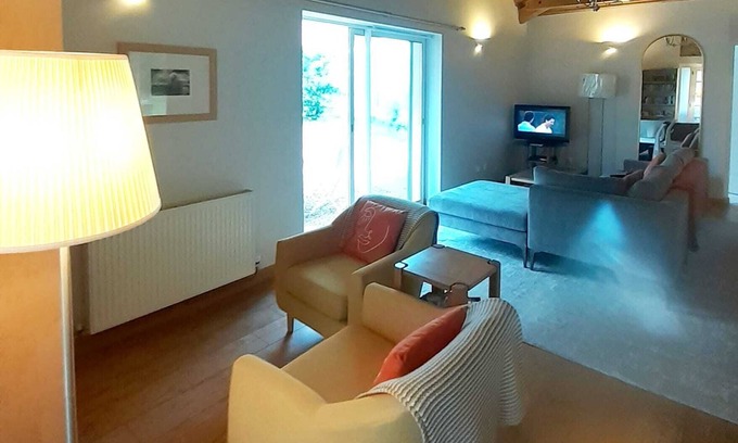 Rouzede House | Tranquility in the French countryside - close to the action and yet seems so far