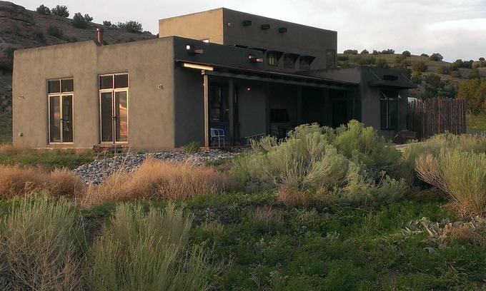 Cerrillos House | Tranquility in the Home of the Anasazi