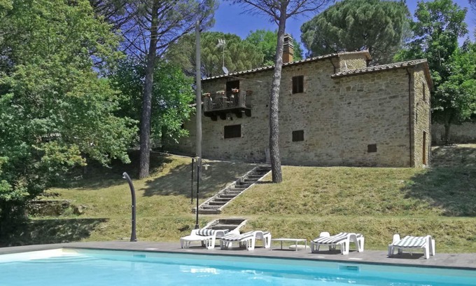 Arezzo Villa | Tranquility Of The Countryside Villa In Farmhouse