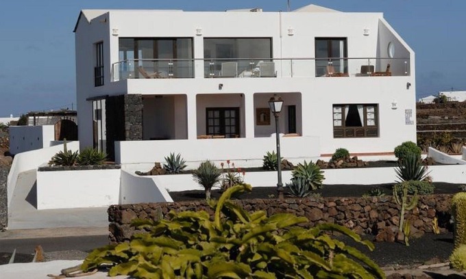 Las Brenas House | Tranquility, Sun and Wonderful Views!