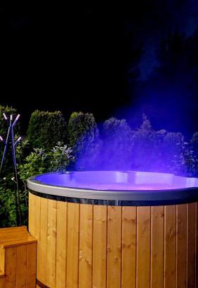Januszkowo House | Trasą S7 w 2h z Warszawy i Gdanska, Jadamowo holidaymazury, jacuzzi, jezioro