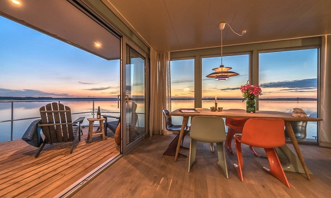 Uecker-Randow Boat Rental | TraumHaff Dreamy houseboat La Pèniche II, Baltic design with sauna