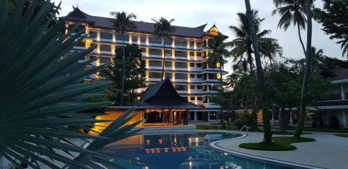 Andhakaranazhy Hotel | TRAVANN