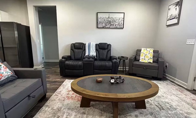 Stillwater House | Traveler House · New Build