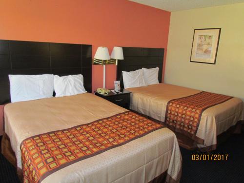 Beatrice Hotel | Travelers Lodge Beatrice