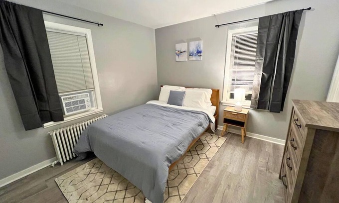 Terre Haute House | Traveling Professional 1 BR/1BR