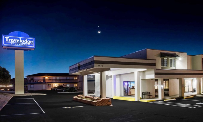 Cimarron Hills Hotel | Travelodge by Wyndham Colorado Springs Airport/Peterson SFB