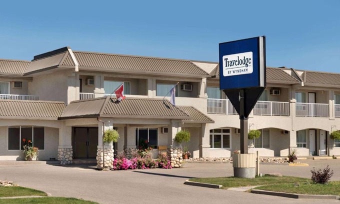 Edson Hotel | Travelodge by Wyndham Edson