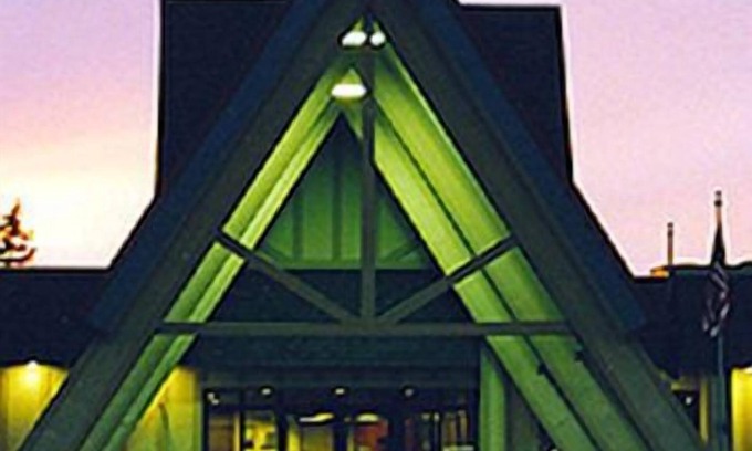 Gaylord Hotel | Travelodge by Wyndham Gaylord