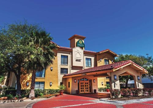 FM 1960 Hotel | Travelodge by Wyndham Houston Cy-Fair