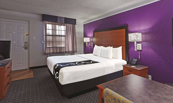 FM 1960 Hotel | Travelodge by Wyndham Houston Cy-Fair