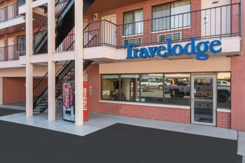 Downtown Reno Hotel | Travelodge by Wyndham Reno