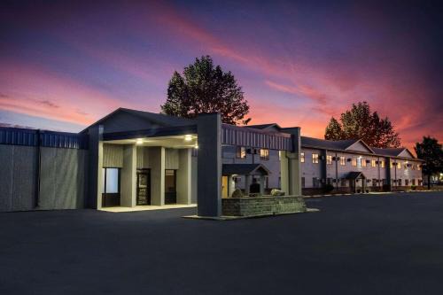 Wahpeton Hotel | Travelodge by Wyndham Wahpeton