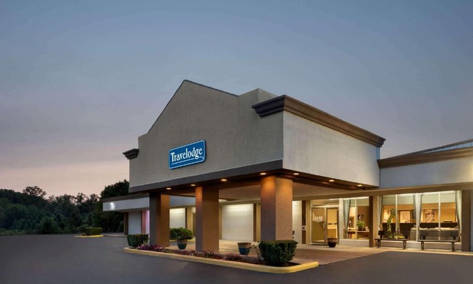 Zanesville Hotel | Travelodge by Wyndham Zanesville