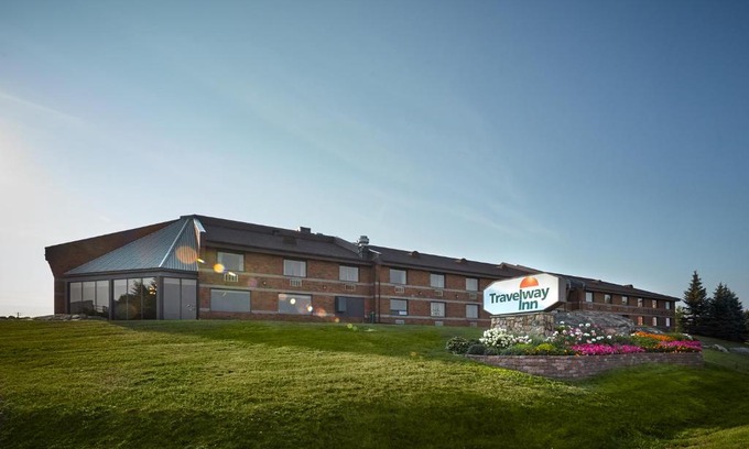 Sudbury Hotel | Travelway Inn Sudbury