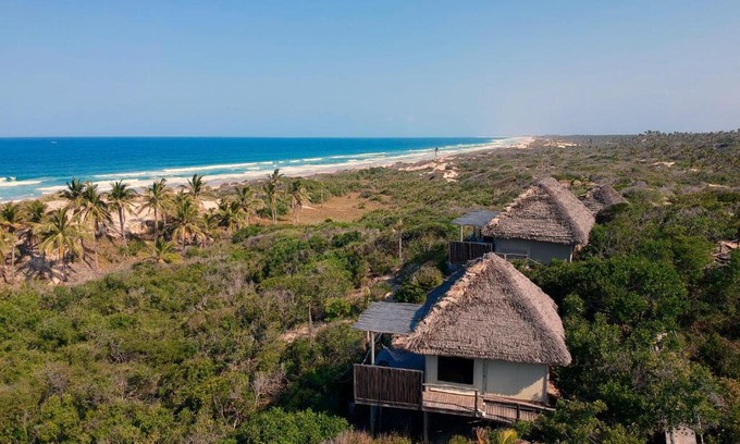 Morrumbene Cabin | Travessia Beach Lodge