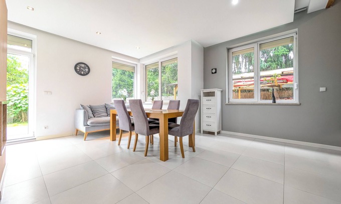 Fabryczna House | Trawowa Spacious House