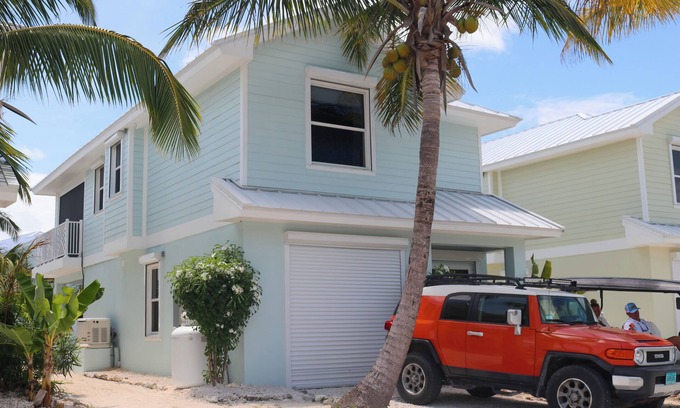 Treasure Cay House | Treasure Cay, Palm Bay 7, Anchorage Drive