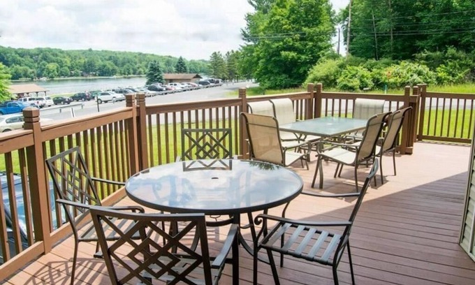 Treasure Lake House | Treasure Lake 5 BR Beach House with Hot Tub; Direct access to Beach & Playground