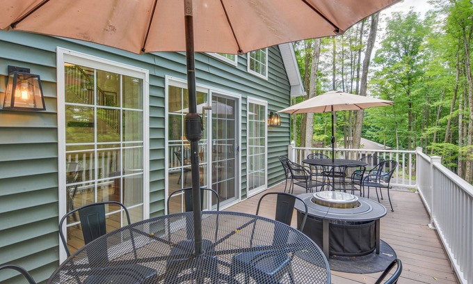 Treasure Lake House | Treasure Lake Home w/Deck: Walk to Bimini Lake!