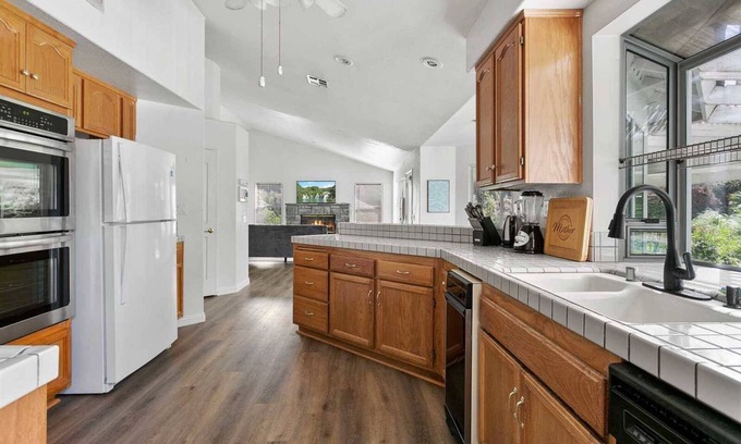 Nuevo House | Treasure on Obsidian Ct