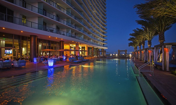 Hollywood South Central Beach Resort | Treat Yourself! 2BR Penthouse Suite, Ocean Views, Private Balcony, Near Diplomat
