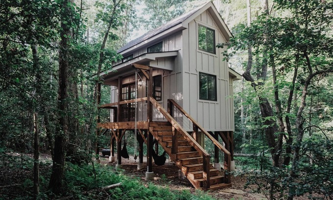 Spencer House | Tree House Wren at Fall Creek Falls State Park - Hot Tub, Grill, Outdoor Shower!