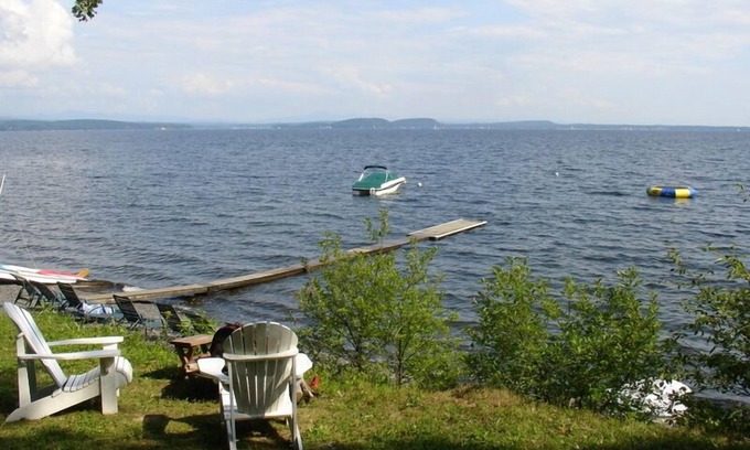 South Hero Cottage | Tree Tops Cottages. Up to 4 lakeside cottages available