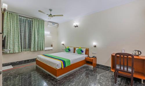 Panduranga Nagar Hotel | Treebo Akshaya Residency