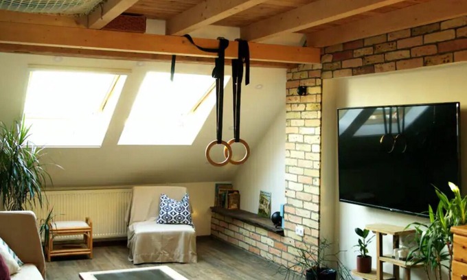 Szeged Condo | Treehouse apartment