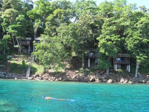 Iboih House | Treetop Guesthouse and Bungalows