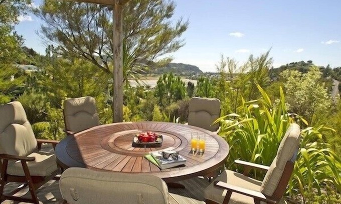 Tairua Cottage | Treetop Oasis - Tairua Executive Holiday Home