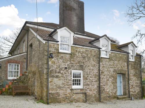 Lower Trengale House | Trekeive Cottage