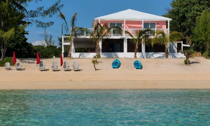 South Palmetto Point Resort | Trela Sands First Floor Garden Suite