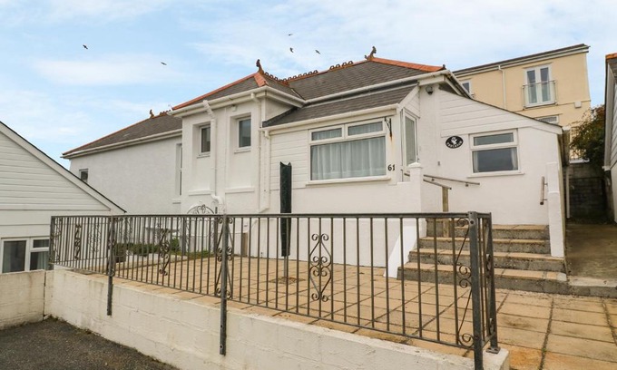 Hayle House | Treleigh