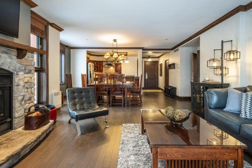 Mont-Tremblant Pedestrian Village Apartment | Tremblant Prestige - BONDURANT 95-10