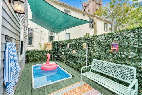 Esplanade Ridge House | Treme Getaway Games & Poolside Fun