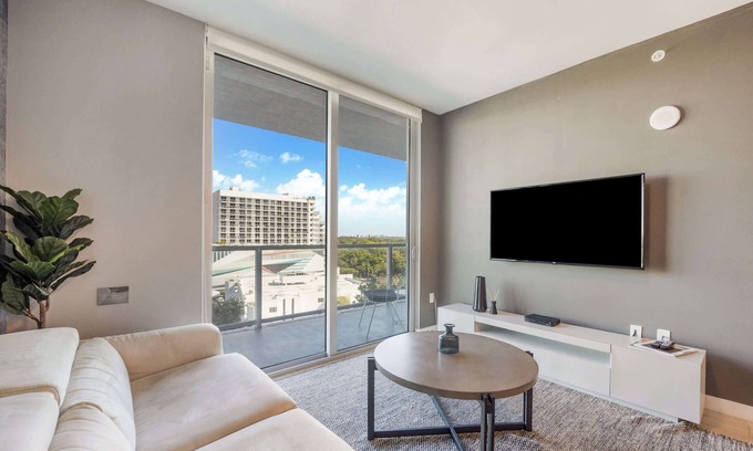 Northeast Miami Condo | Trendy 1 Bdrm Condo, Miami Design District