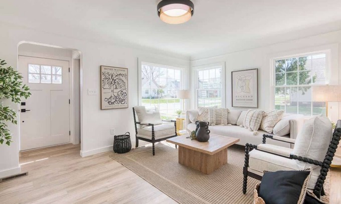 Parma House | Trendy 3BR Cleveland Home | Walk to Dining & Arts