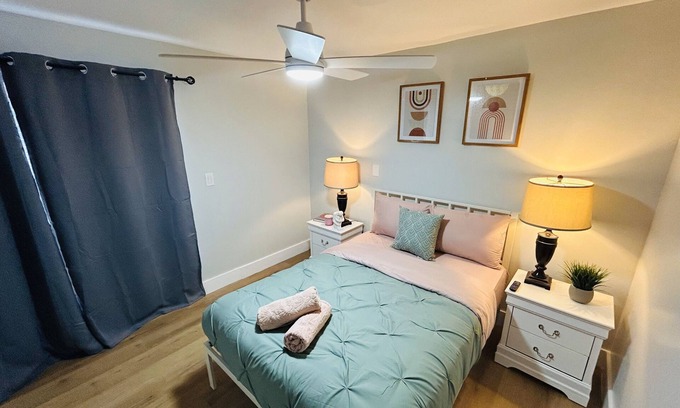 Lake Ridge Apartment | Trendy & Central 2 Bedroom Apt