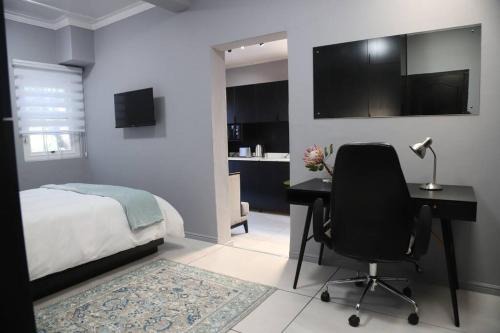Mowbray Apartment | Trendy Cottage Hideaway