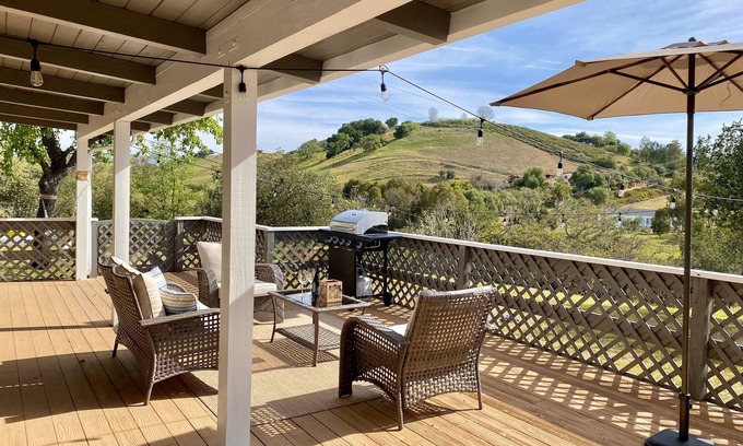 Solvang Other | Trendy Farmstead! 5 minutes to downtown Solvang!