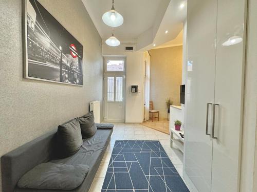 Csarnok negyed Apartment | Trendy spacious, parking, downtown, ruin pubs!