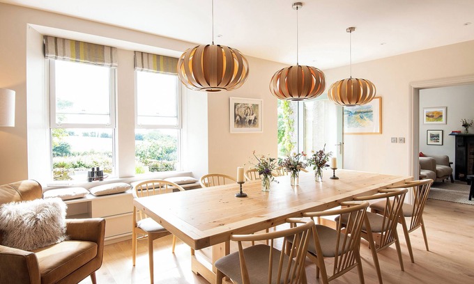 Warleggan Cottage | TREVEDDOE FARMHOUSE, pet friendly, with hot tub in Bodmin Moor