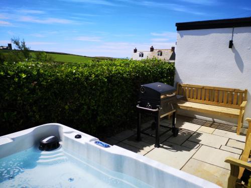 Tintagel House | Trevena Lodge